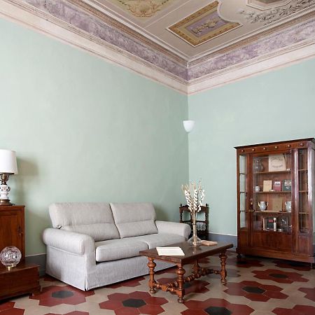 Almadelena Guest House Pisa Exteriör bild