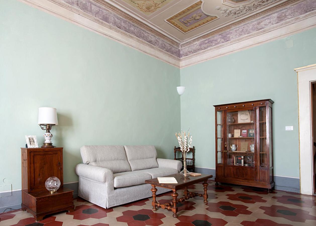 Almadelena Guest House Pisa Exteriör bild